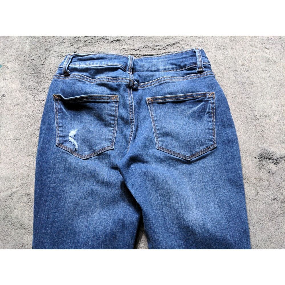 Maurices Mid-Rise Distressed Jeans Women's Size XS Short Medium Wash - Picture 10 of 10